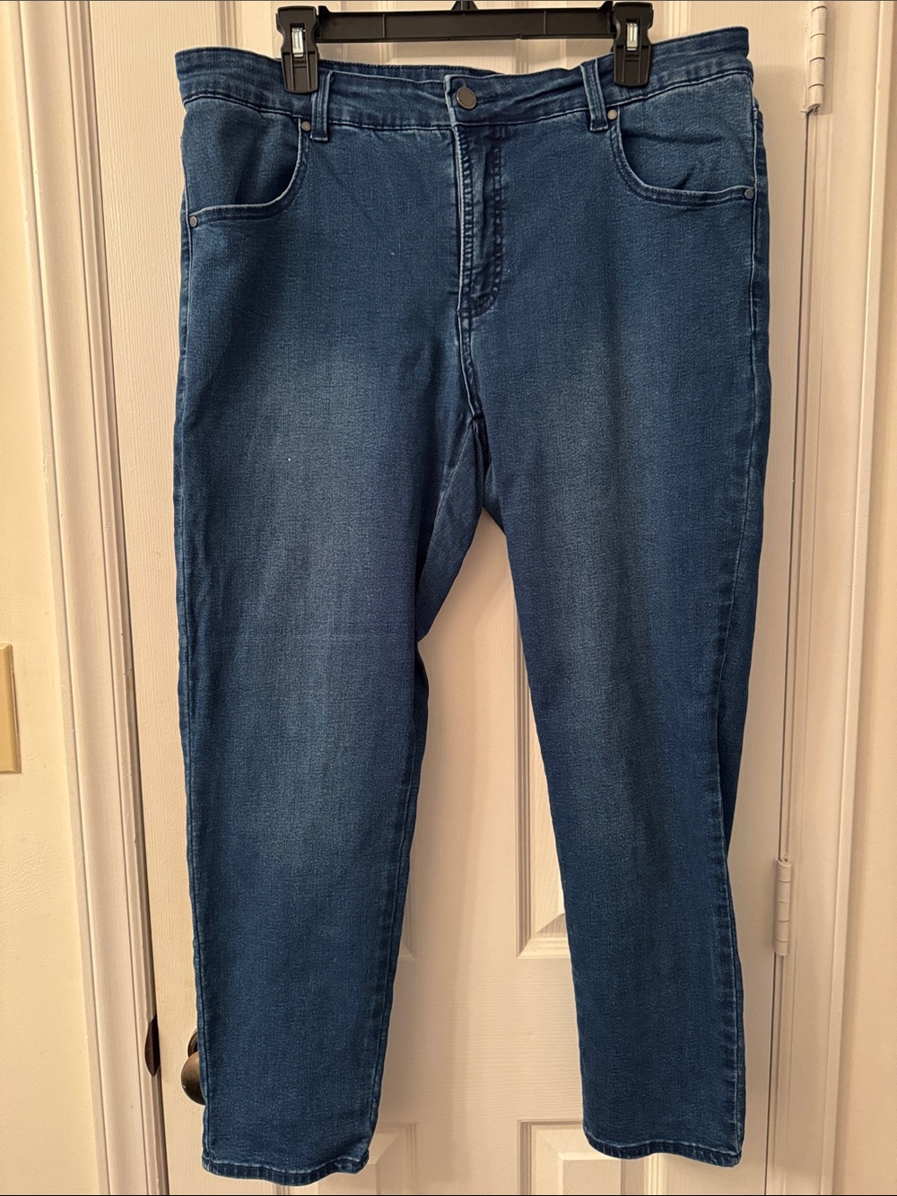 Universal Standard Women’s Dark Blue Straight Jeans
